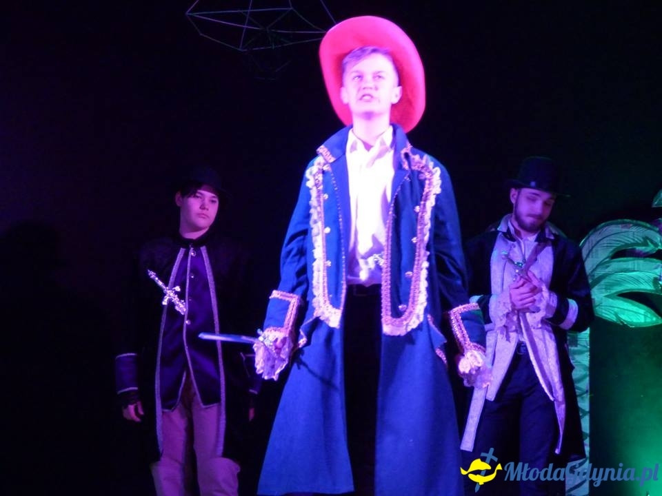 Teatr Młodzieżowy, Wyspa surykatek, komediodramat science-fiction, 14 IV 2019 r., Dom Kultury w Pierwoszynie,