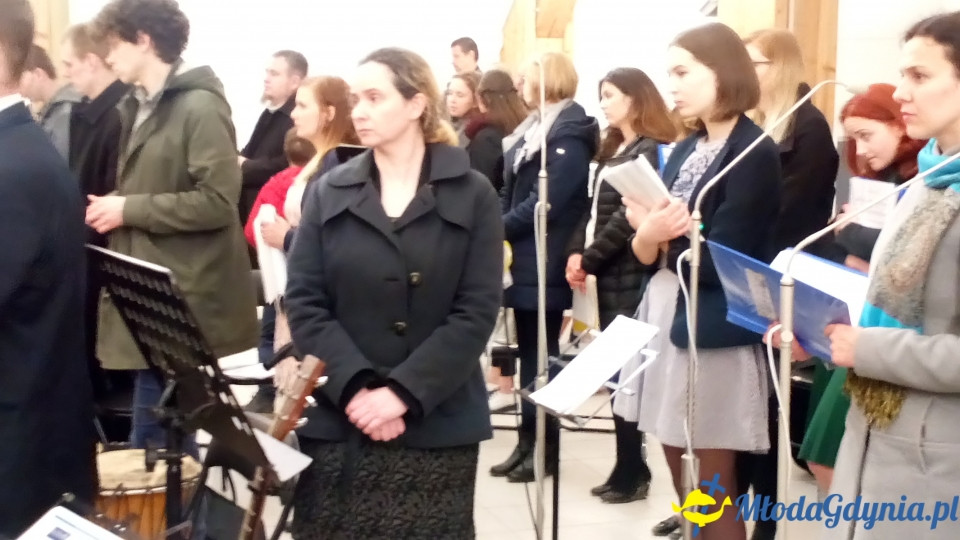 Wielka Sobota - Chwaszczyno - występ Elishamy