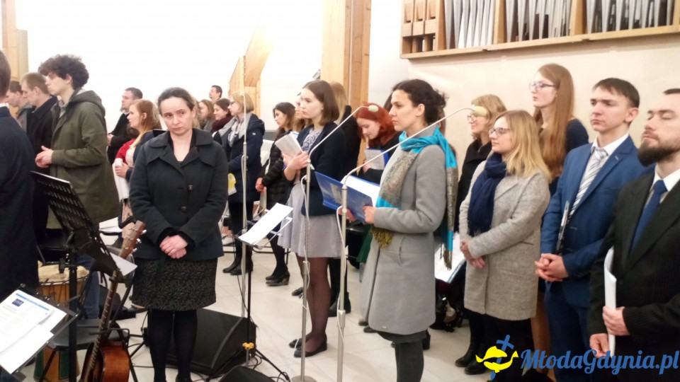 Wielka Sobota - Chwaszczyno - występ Elishamy