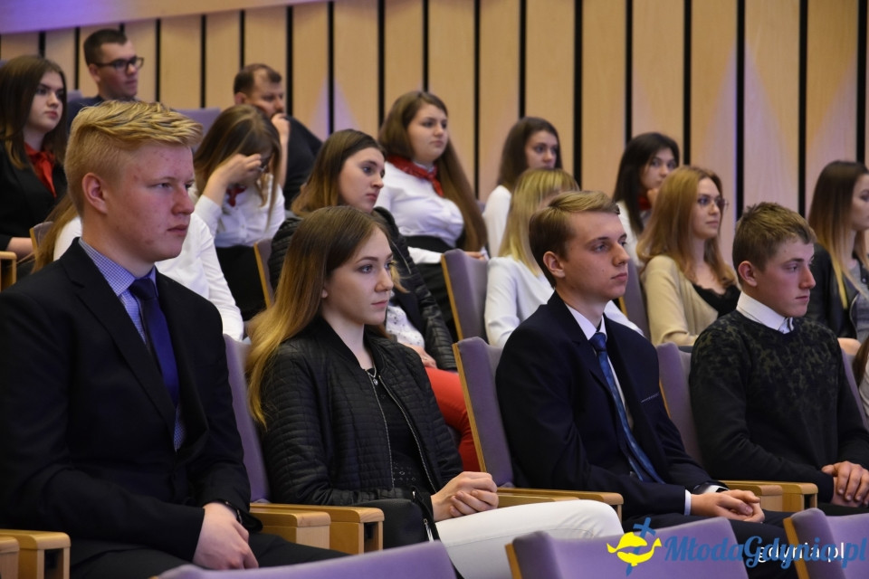 Uczniowie szkół zawodowych nagrodzeni za kreatywne projekty