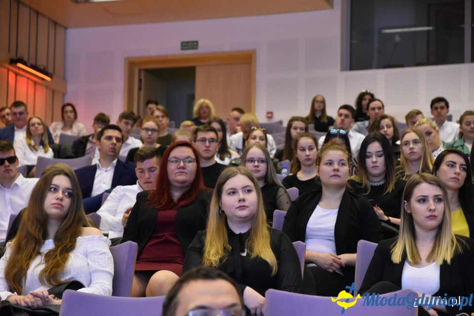 Uczniowie szkół zawodowych nagrodzeni za kreatywne projekty