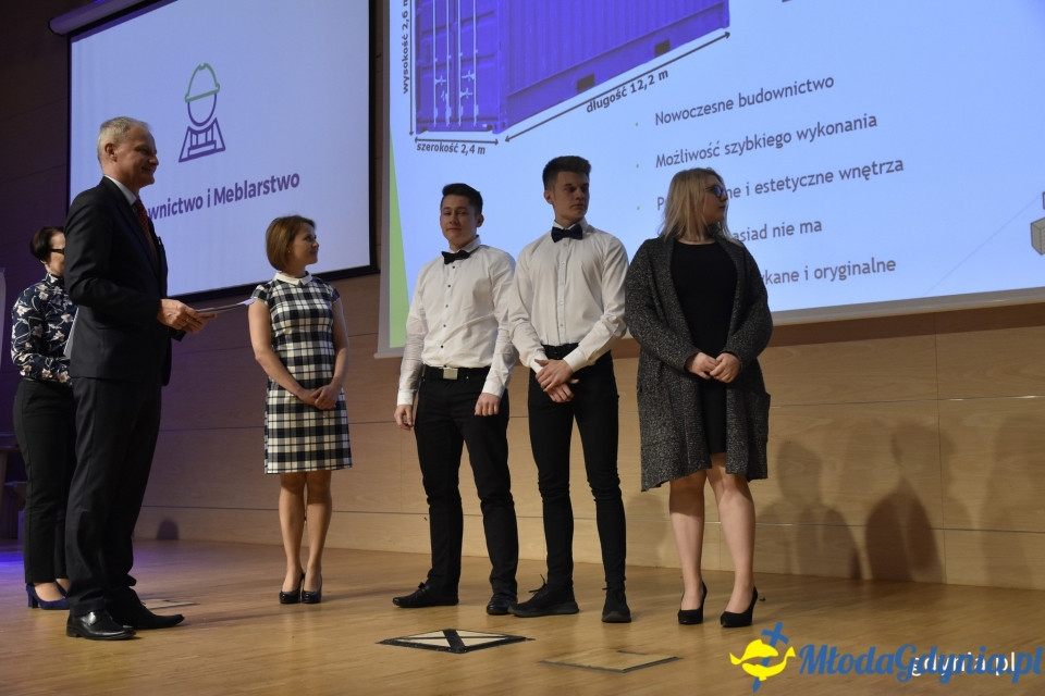 Uczniowie szkół zawodowych nagrodzeni za kreatywne projekty