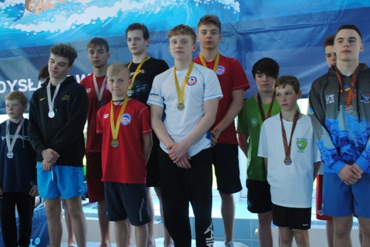 WŁADYSŁAWOWO - 18.04.2019 - KS Delfin