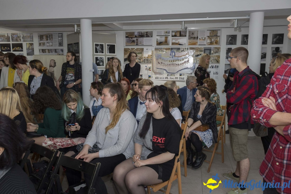 Uroczyste pożegnanie klas dyplomowych Zespołu Szkół Plastycznych 2019