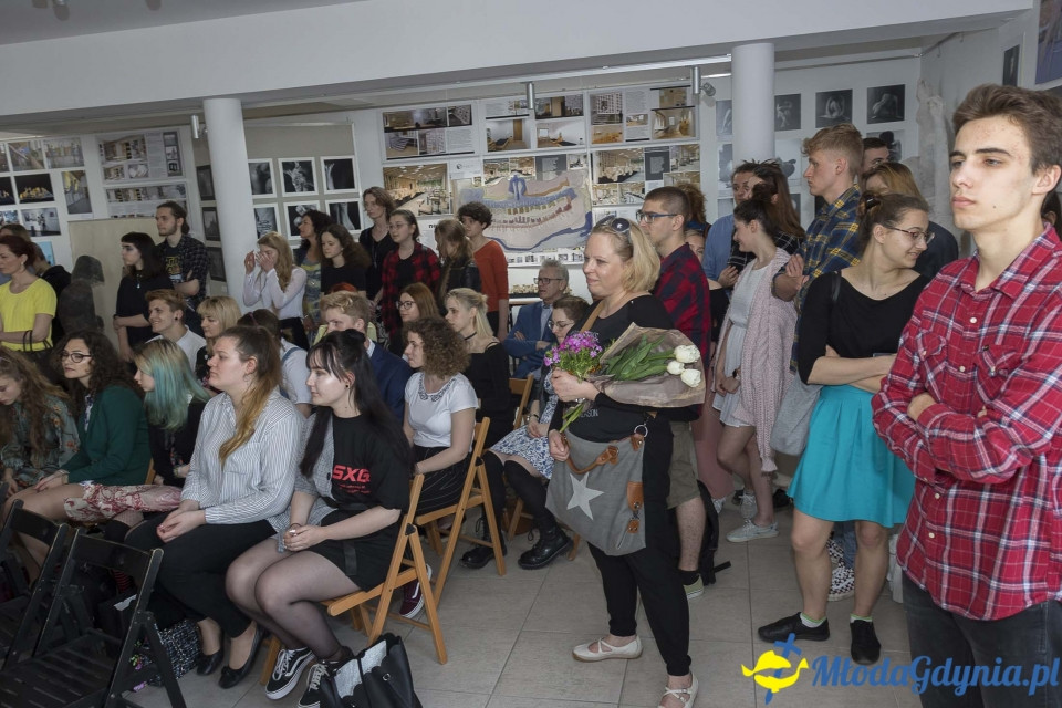 Uroczyste pożegnanie klas dyplomowych Zespołu Szkół Plastycznych 2019