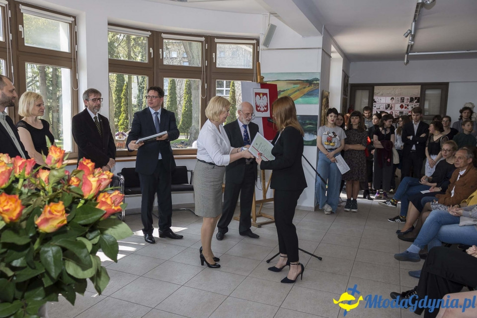 Uroczyste pożegnanie klas dyplomowych Zespołu Szkół Plastycznych 2019