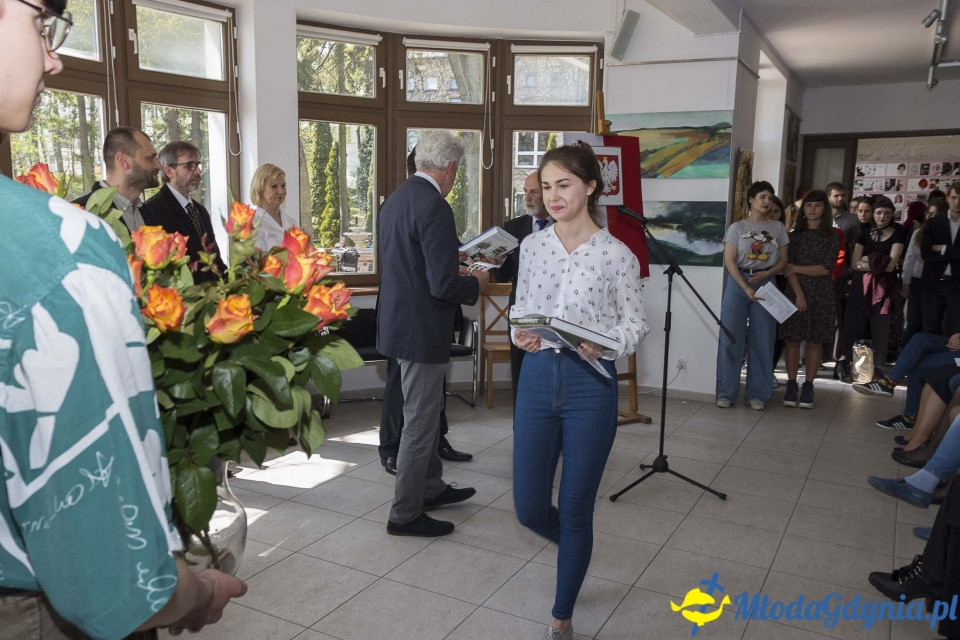 Uroczyste pożegnanie klas dyplomowych Zespołu Szkół Plastycznych 2019