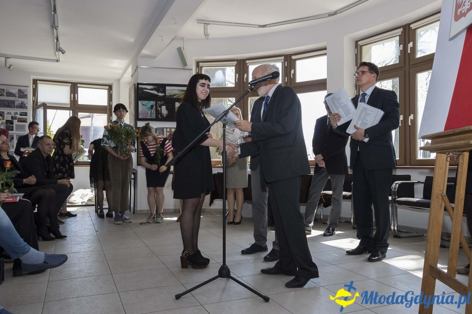 Uroczyste pożegnanie klas dyplomowych Zespołu Szkół Plastycznych 2019