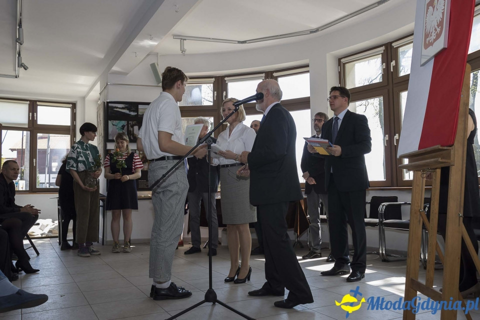 Uroczyste pożegnanie klas dyplomowych Zespołu Szkół Plastycznych 2019