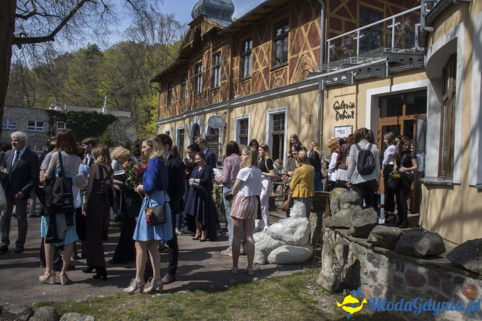 Uroczyste pożegnanie klas dyplomowych Zespołu Szkół Plastycznych 2019