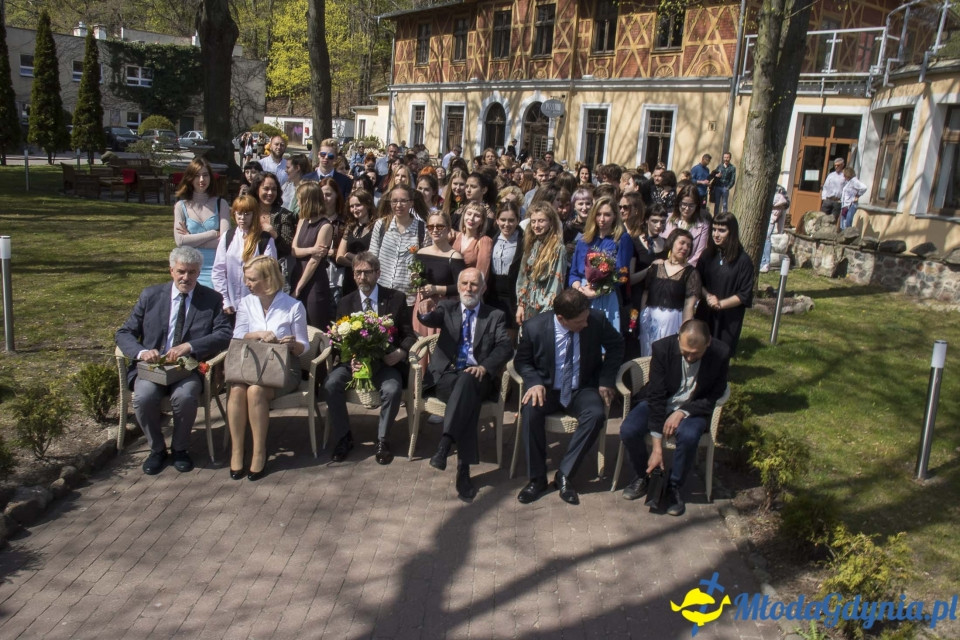 Uroczyste pożegnanie klas dyplomowych Zespołu Szkół Plastycznych 2019