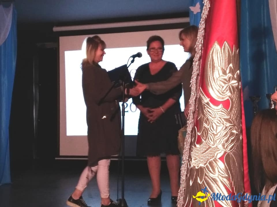 CKZiU nr 2 - Uroczyste chwile z pożegnania maturzystów 2019