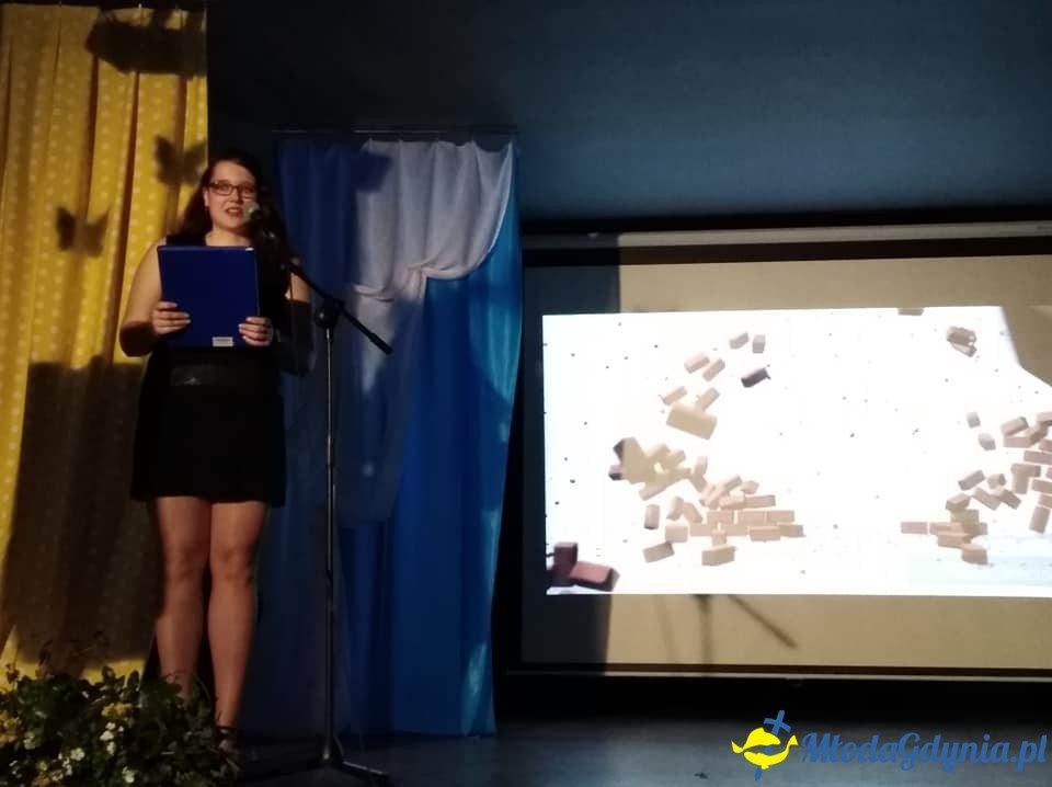 CKZiU nr 2 - Uroczyste chwile z pożegnania maturzystów 2019