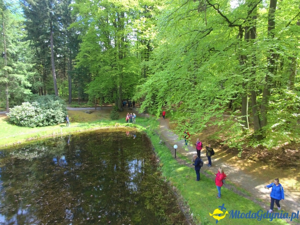 Wycieczka PTTK Klubu Turystycznego Wybrzeże do Arboretum w Wirtach