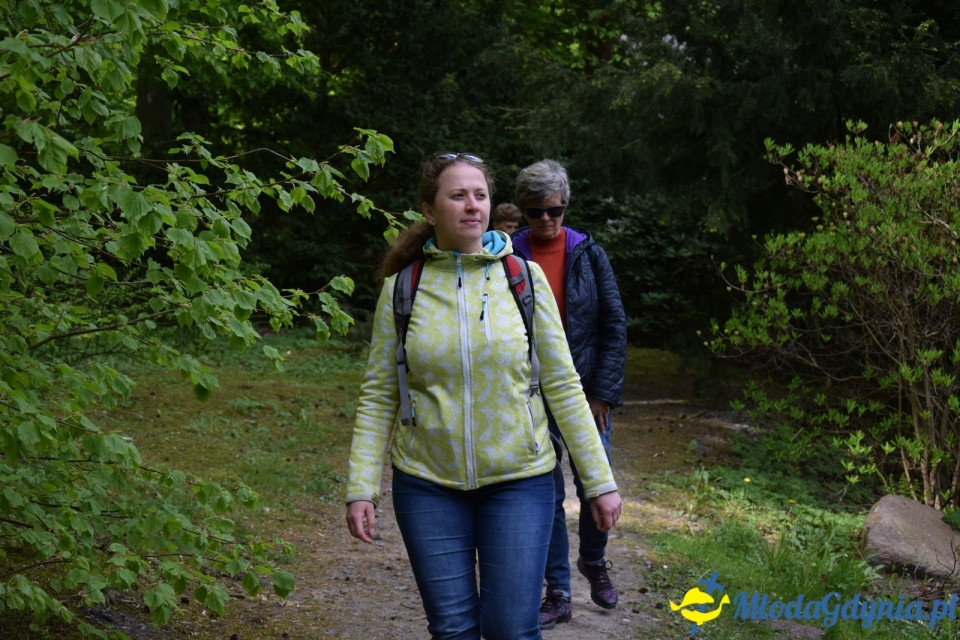 Wycieczka PTTK Klubu Turystycznego Wybrzeże do Arboretum w Wirtach