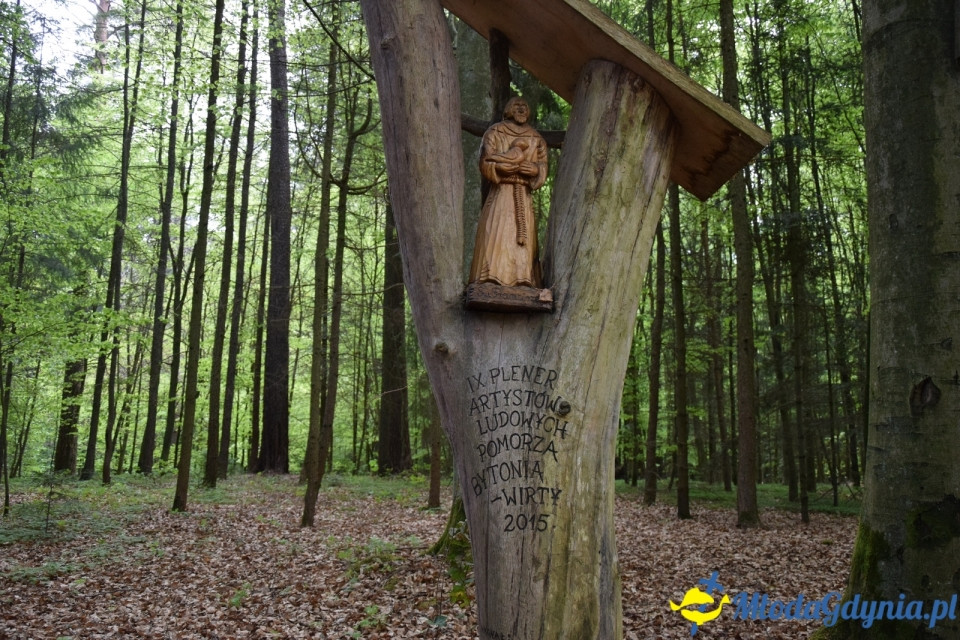 Wycieczka PTTK Klubu Turystycznego Wybrzeże do Arboretum w Wirtach