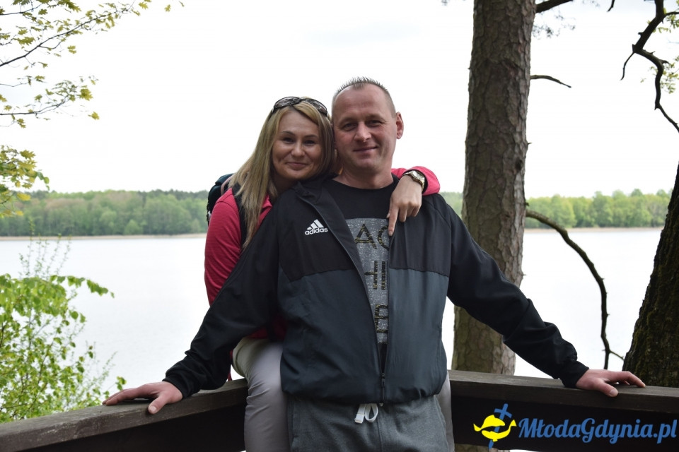 Wycieczka PTTK Klubu Turystycznego Wybrzeże do Arboretum w Wirtach