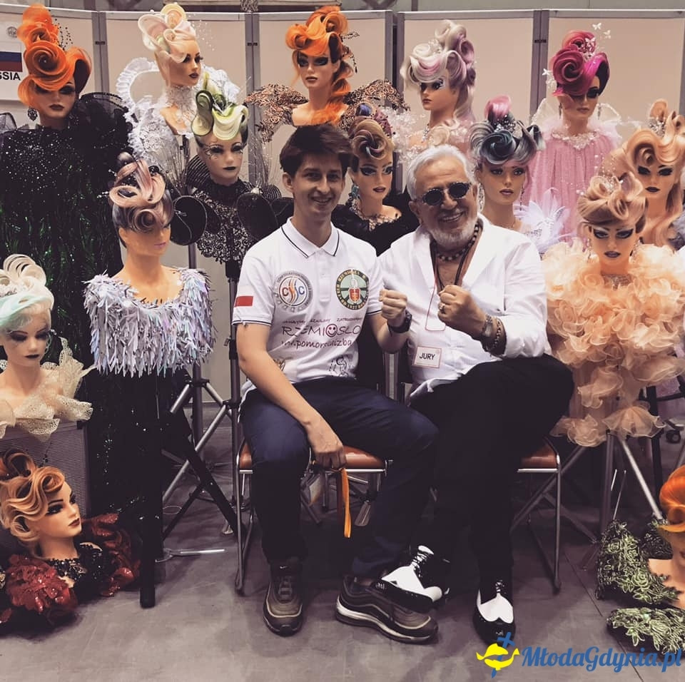 Mateusz Kępka Wicemistrzem świata we fryzjerstwie wieczorowym - Japonia 2019