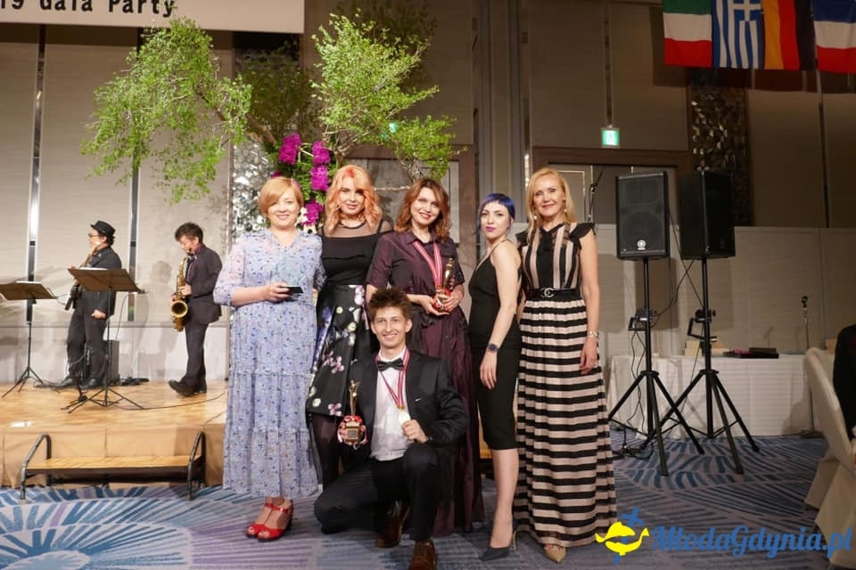 Mateusz Kępka Wicemistrzem świata we fryzjerstwie wieczorowym - Japonia 2019