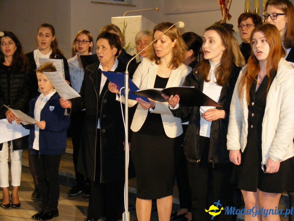 Piaśnicka Msza Żałobna - nagranie Pieśni VII w Kościele w Chwaszczynie 17.05.2019