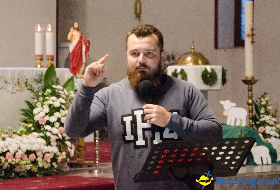 Wieczór Łaski w Parafii Niepokalanego Serca Maryi w Gdyni Karwinach