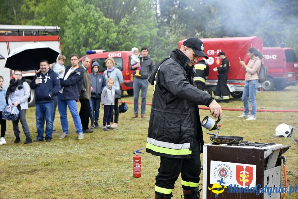 Chwarzno-Wiczlino. Piknik rodzinny ze strażakami i wymianą sąsiedzką w tle
