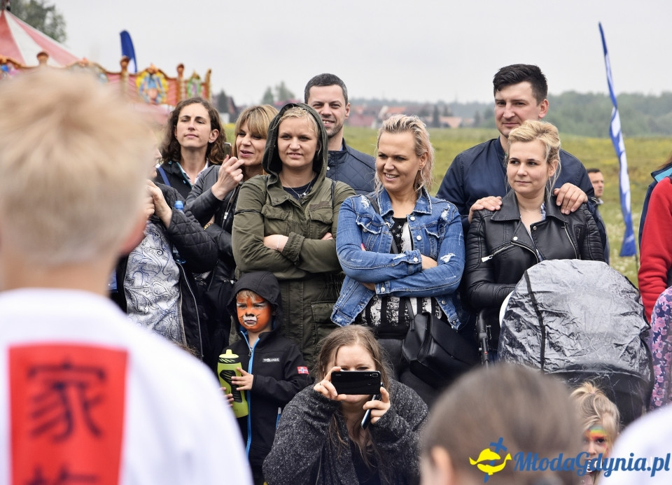 Chwarzno-Wiczlino. Piknik rodzinny ze strażakami i wymianą sąsiedzką w tle