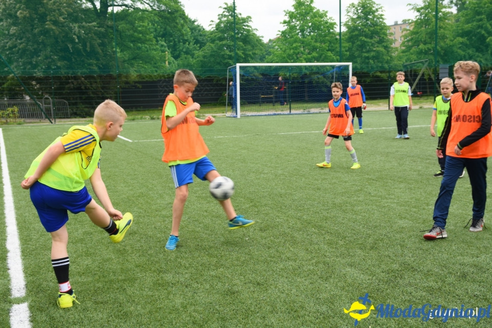 Boisko piłkarskie na Cisowej otwarte