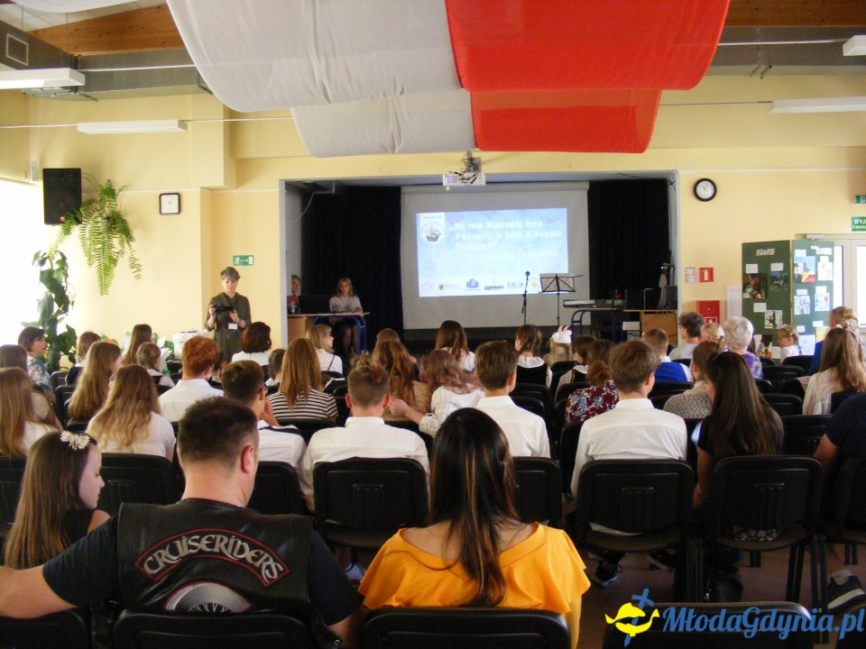 Ni ma Kaszëb bez Polonii, a bez Kaszëb Polśczi  - finał projektu w I ALO