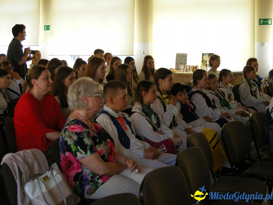 Ni ma Kaszëb bez Polonii, a bez Kaszëb Polśczi  - finał projektu w I ALO