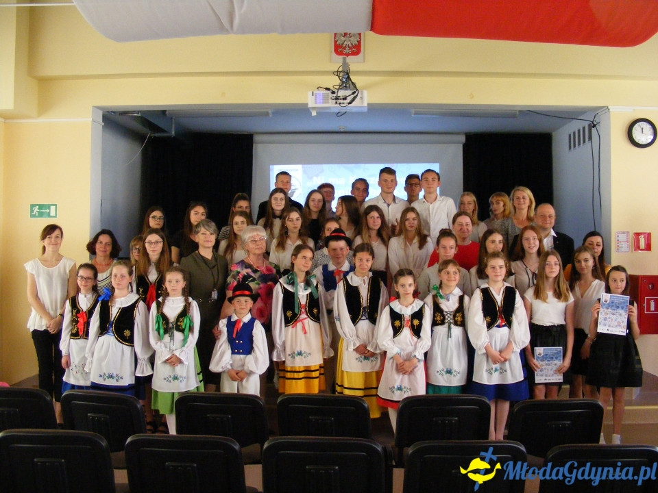 Ni ma Kaszëb bez Polonii, a bez Kaszëb Polśczi  - finał projektu w I ALO