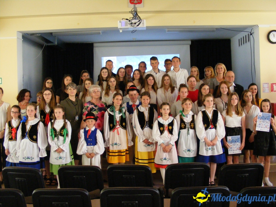 Ni ma Kaszëb bez Polonii, a bez Kaszëb Polśczi  - finał projektu w I ALO