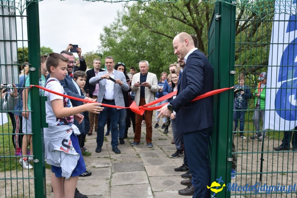 Boisko piłkarskie na Cisowej otwarte