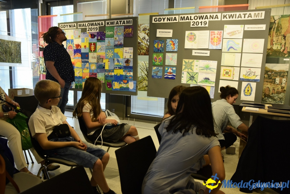 Gdynia malowana kwiatami