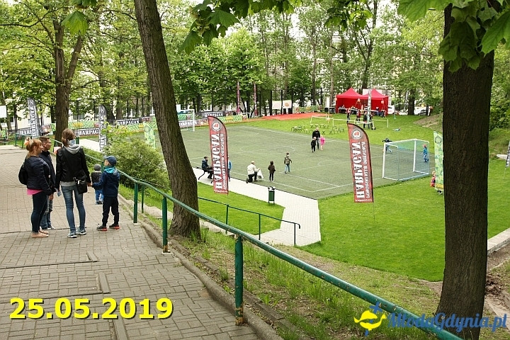 SP 51 - otwarcie boiska i festyn
