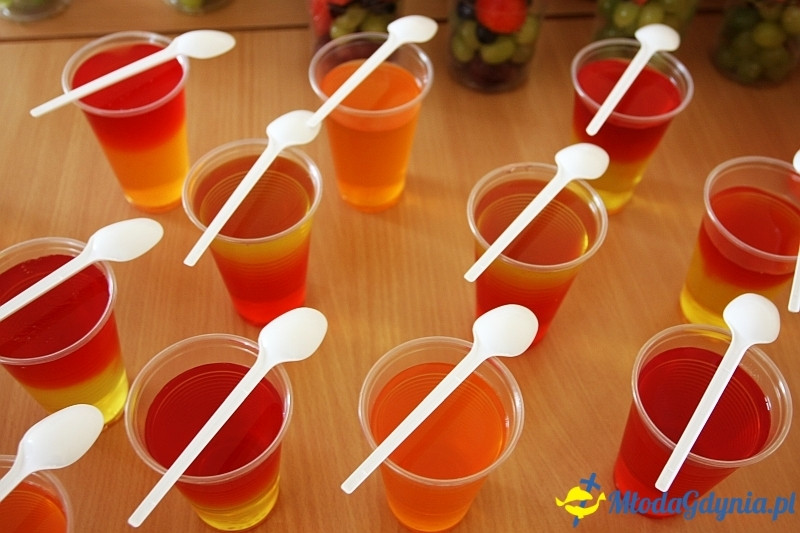 SP 51 - otwarcie boiska i festyn