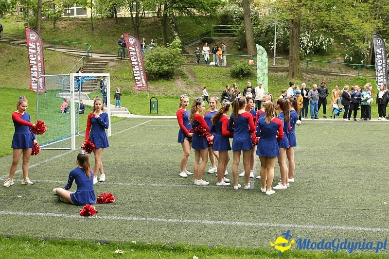 SP 51 - otwarcie boiska i festyn