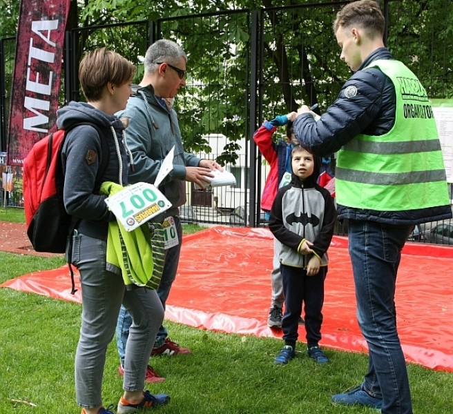 SP 51 - otwarcie boiska i festyn