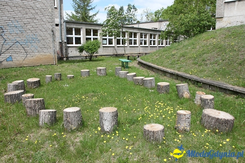 SP 51 - otwarcie boiska i festyn