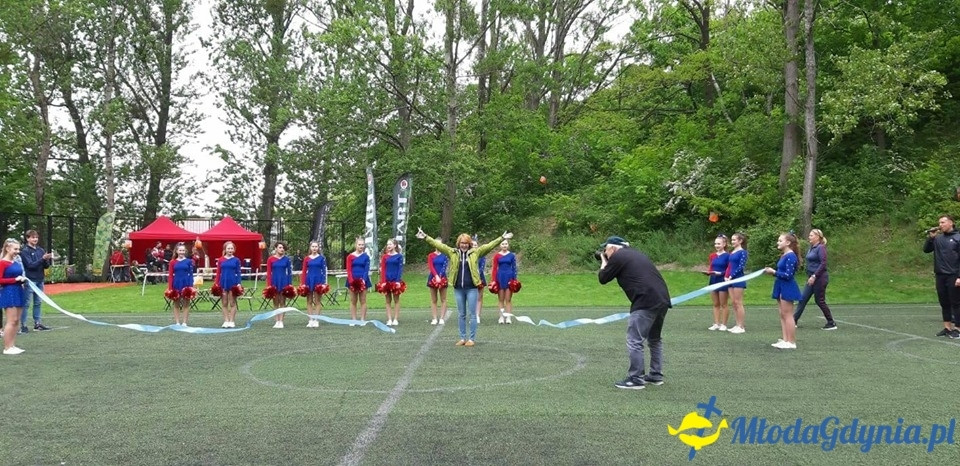 SP 51 - otwarcie boiska i festyn