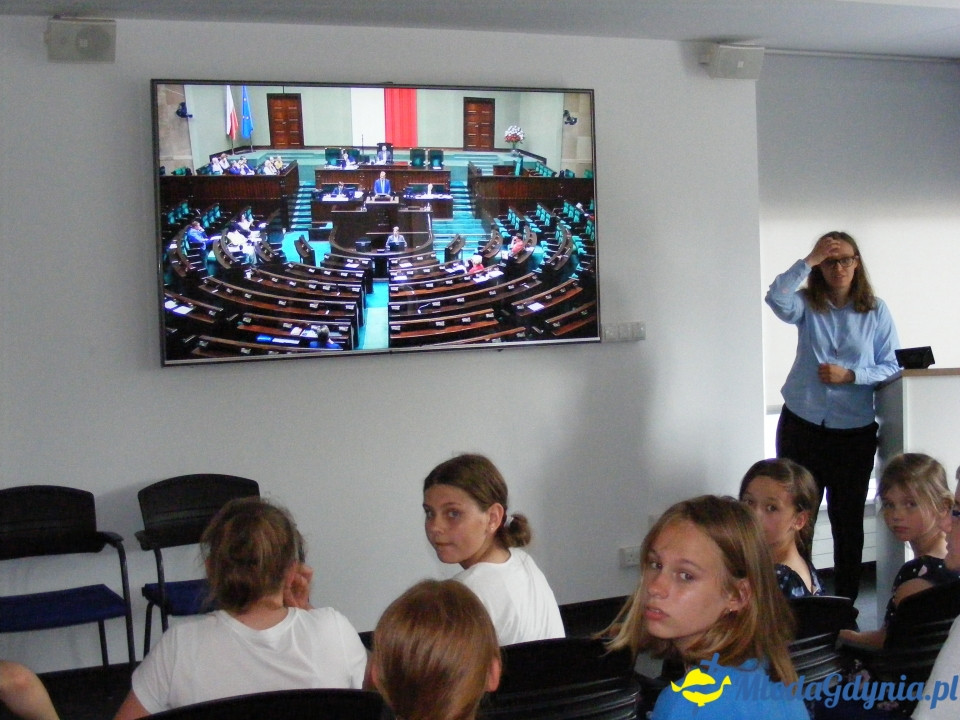 Poseł Małgorzata Zwiercan zaprosiła gdyńskich uczniów do Sejmu