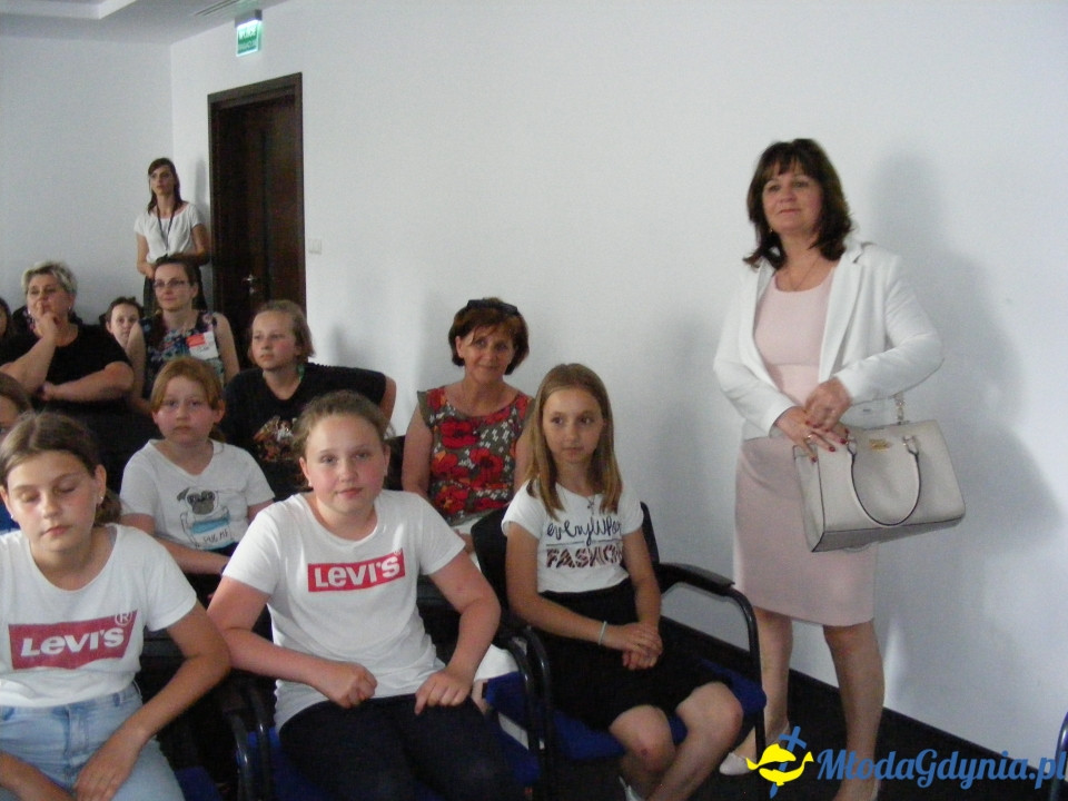 Poseł Małgorzata Zwiercan zaprosiła gdyńskich uczniów do Sejmu