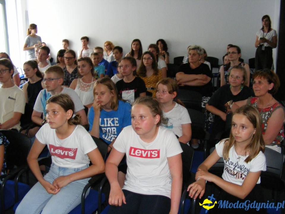 Poseł Małgorzata Zwiercan zaprosiła gdyńskich uczniów do Sejmu