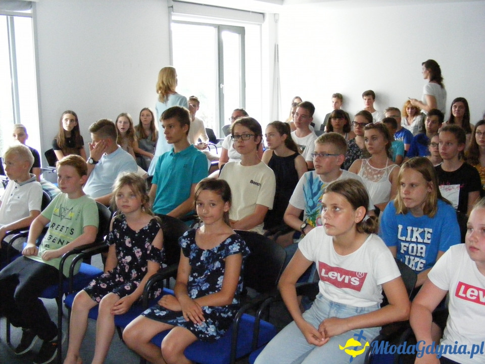 Poseł Małgorzata Zwiercan zaprosiła gdyńskich uczniów do Sejmu