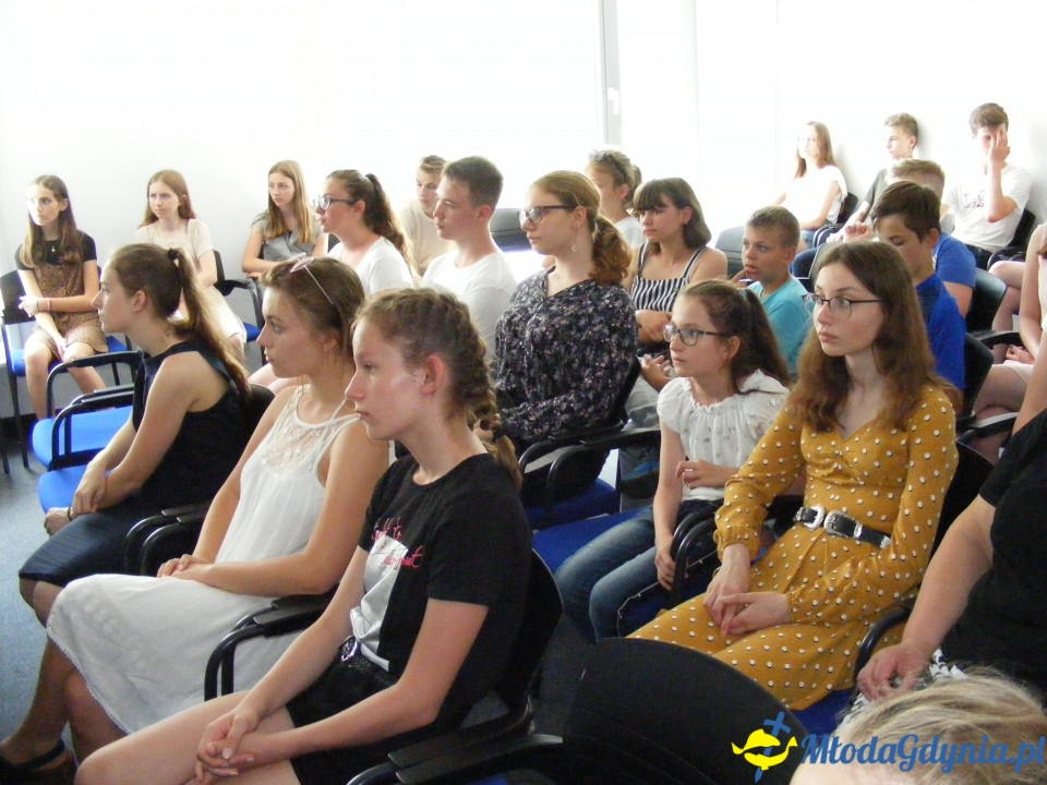 Poseł Małgorzata Zwiercan zaprosiła gdyńskich uczniów do Sejmu