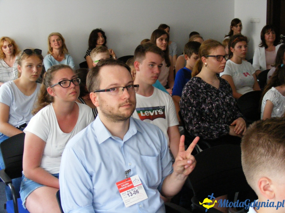 Poseł Małgorzata Zwiercan zaprosiła gdyńskich uczniów do Sejmu