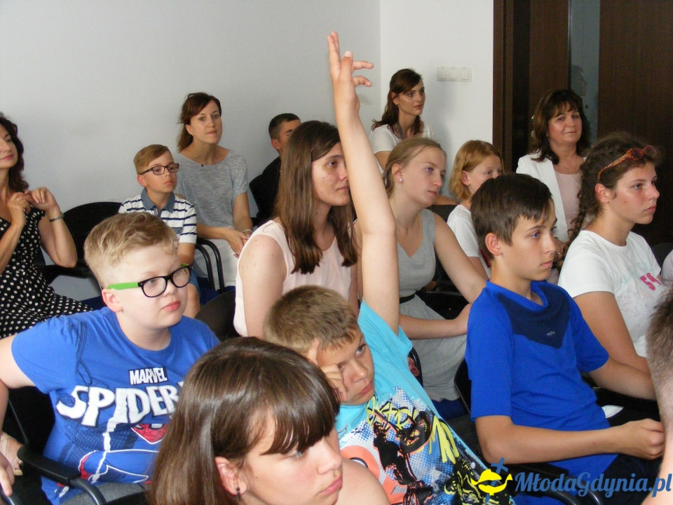 Poseł Małgorzata Zwiercan zaprosiła gdyńskich uczniów do Sejmu