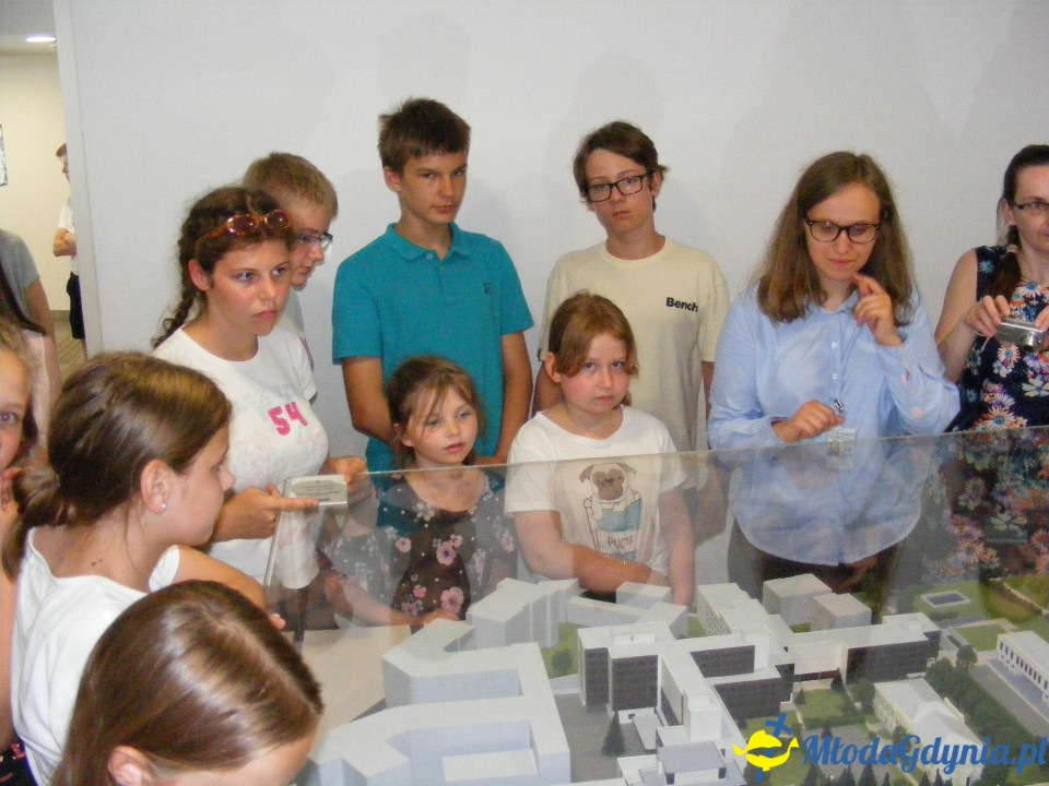 Poseł Małgorzata Zwiercan zaprosiła gdyńskich uczniów do Sejmu