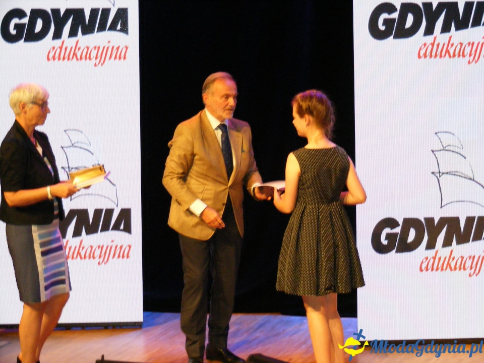 Wręczenie nagród najlepszym ośmioklasistom i absolwentom gimnazjów 19.06.2019