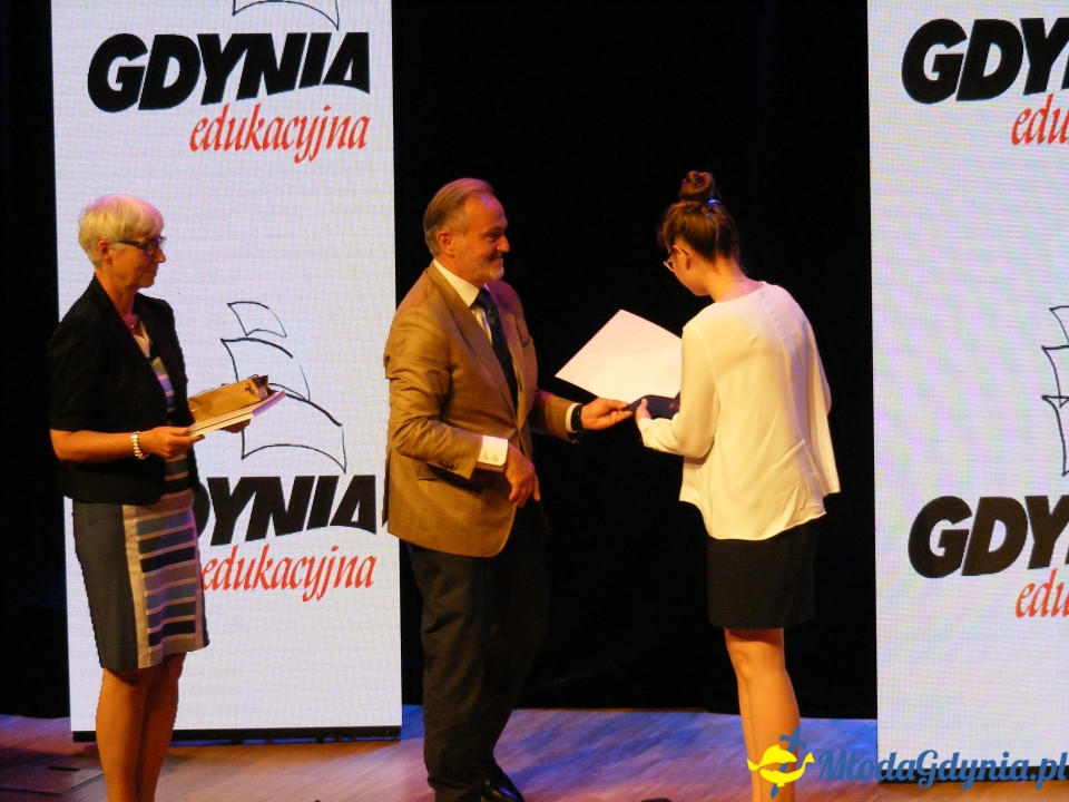 Wręczenie nagród najlepszym ośmioklasistom i absolwentom gimnazjów 19.06.2019